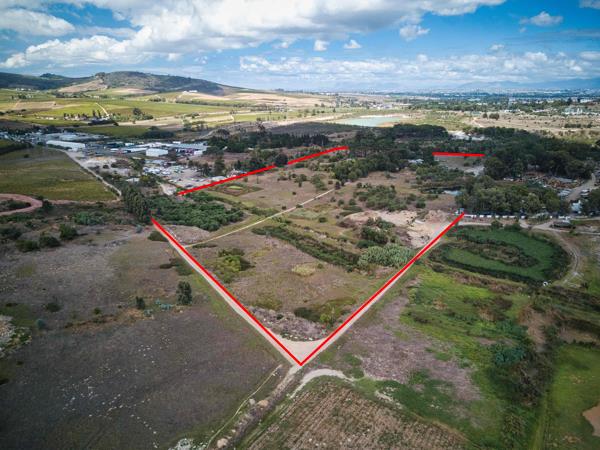 10 ha Land