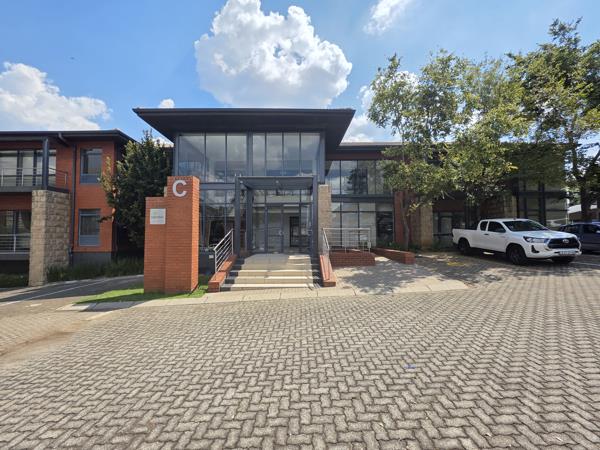 250 m² Commercial space