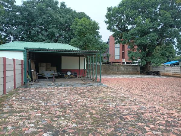 250 m² Commercial space