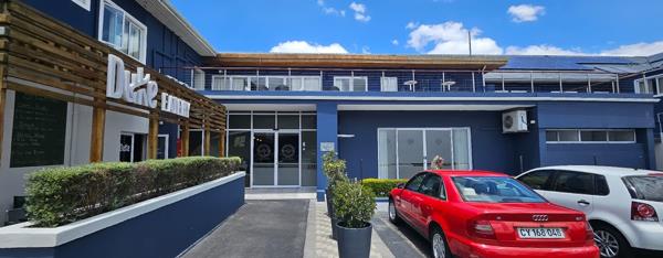 235 m² Commercial space