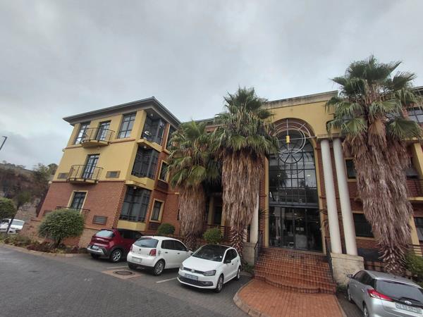 25.3 m² Commercial space