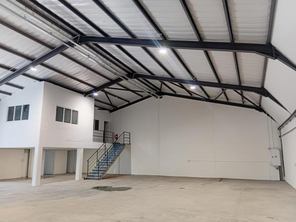440 m² Industrial space