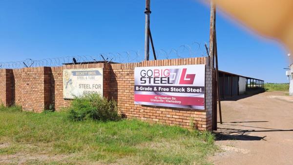 870  m² Industrial space