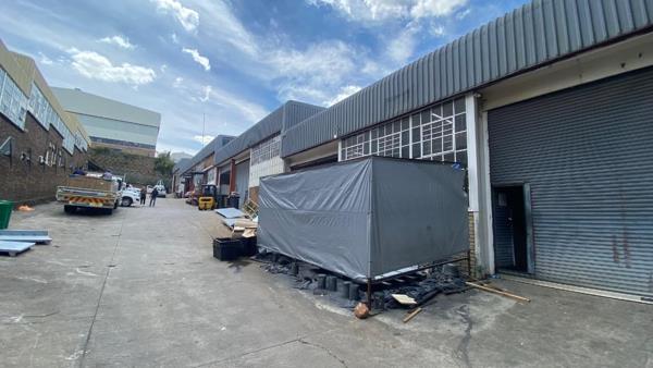 240 m² Industrial space