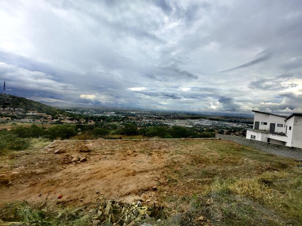 928 m² Land