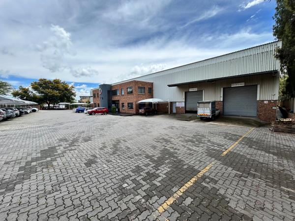 1 727 m² Industrial space