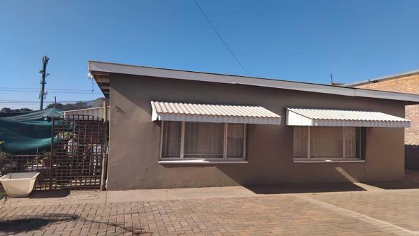 6 Bedroom House