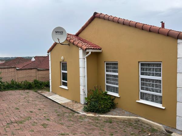 5 Bedroom Townhouse