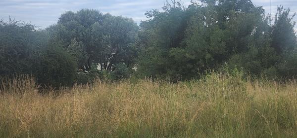 1 064 m² Land