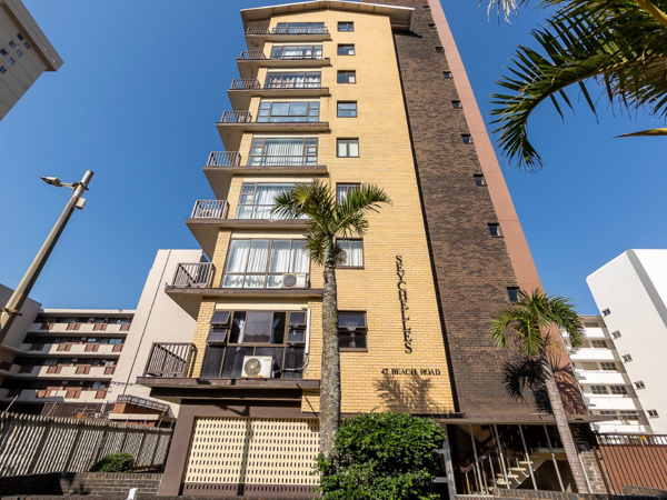 2 Bedroom Flat