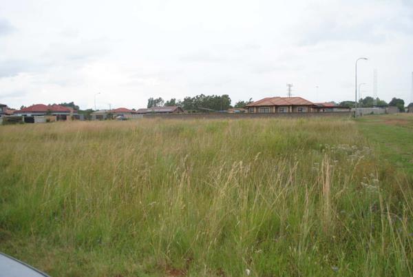 2 439 m² Land