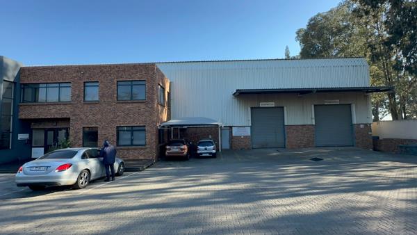 1 727 m² Industrial space