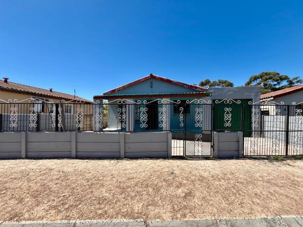 2 Bedroom House