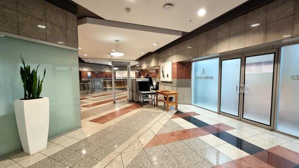 221 m² Office Space