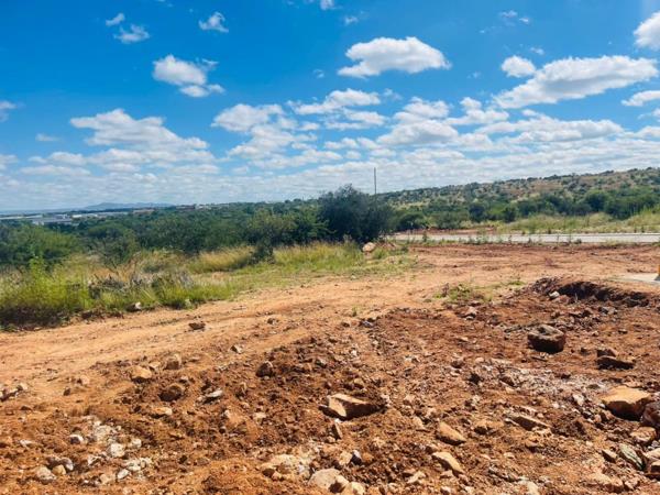1 032 m² Land