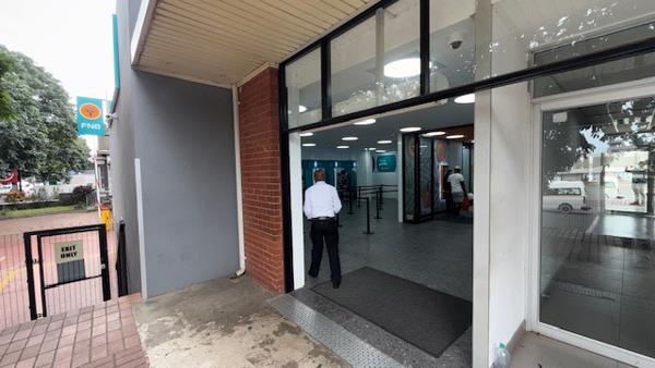 136 m² Commercial space