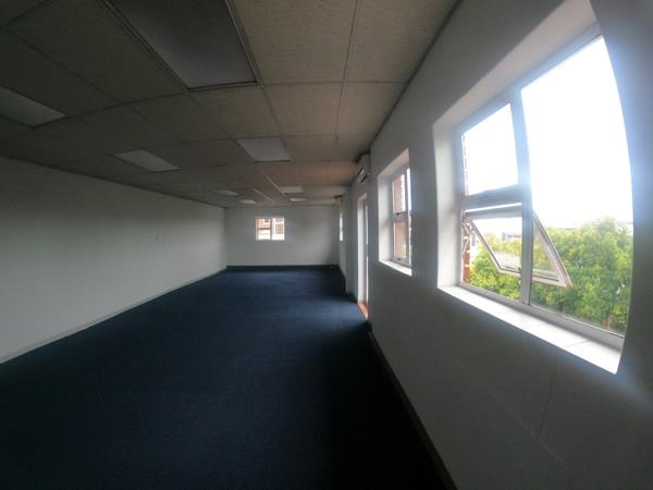 50.5 m² Commercial space