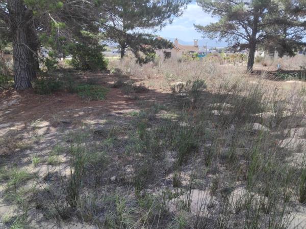 385 m² Land