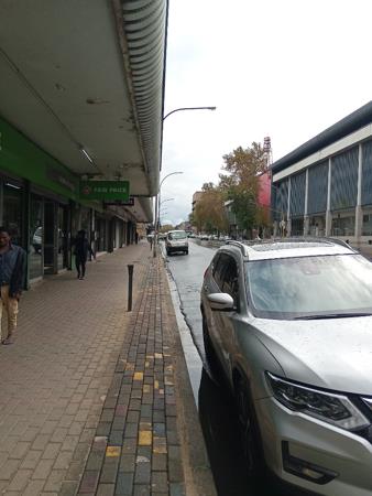 1 200 m² Commercial space