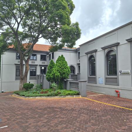 1 064  m² Commercial space