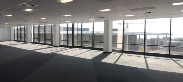 718  m² Office Space