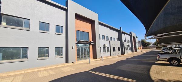 4 892 m² Industrial space