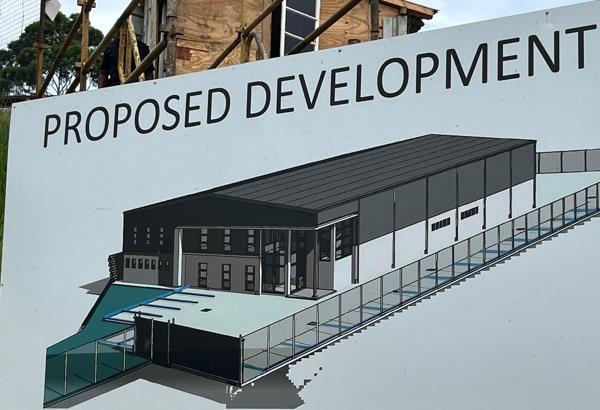 1 300 m² Commercial space