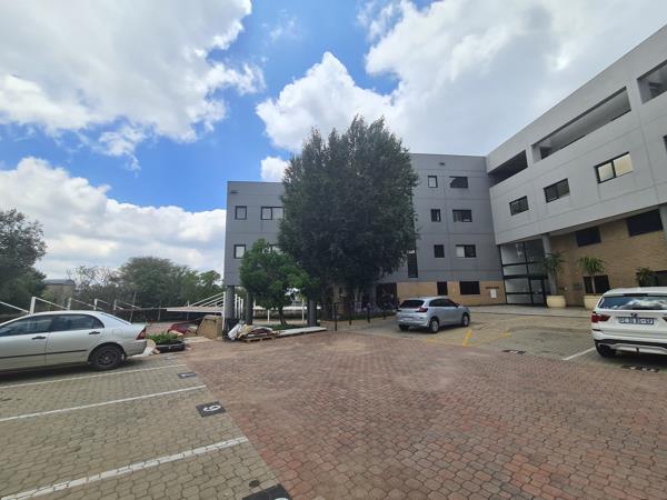 721 m² Commercial space