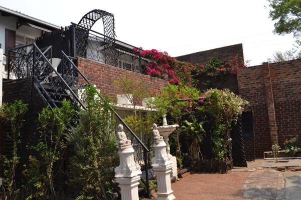 1 Bedroom Garden Cottage