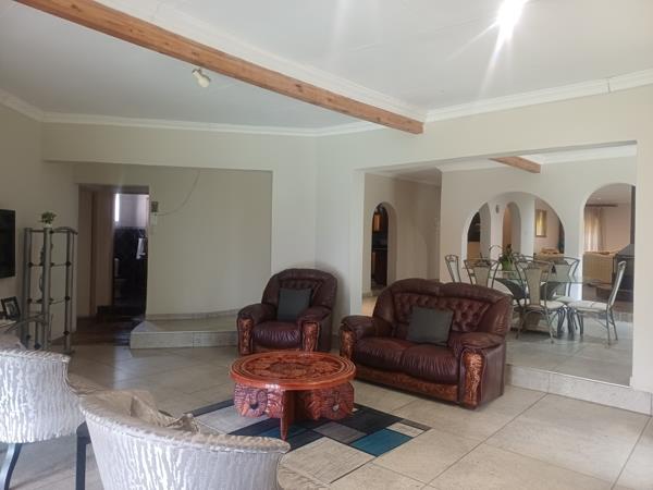 5 Bedroom House