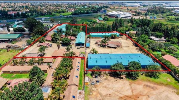 6 500  m² Commercial space