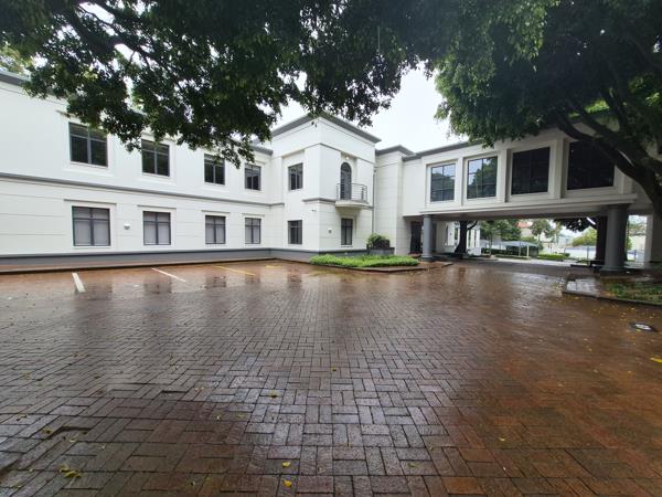 3 493  m² Commercial space