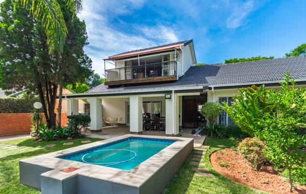 6 Bedroom House