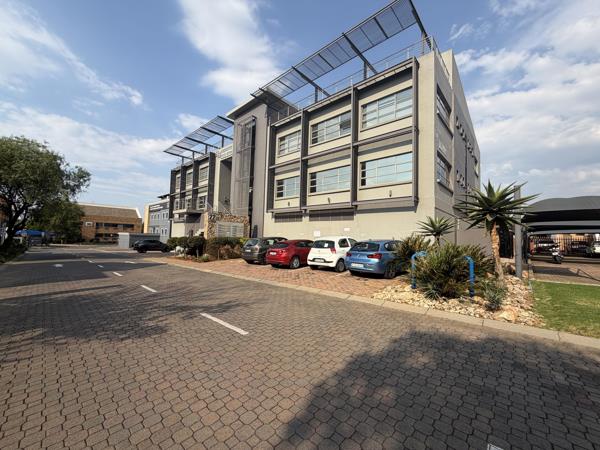 320 m² Commercial space