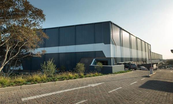 8 124 m² Industrial space