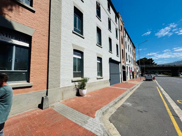 290 m² Commercial space