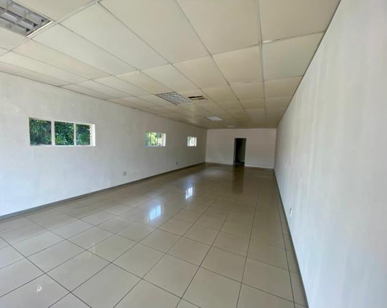 150  m² Retail Space