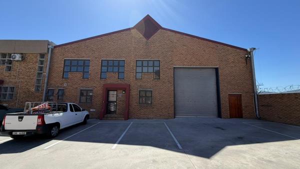 495 m² Industrial space