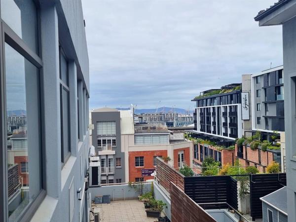 415  m² Office Space