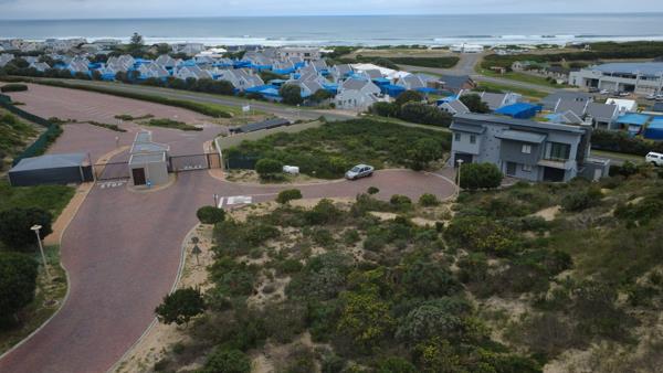 511 m² Land