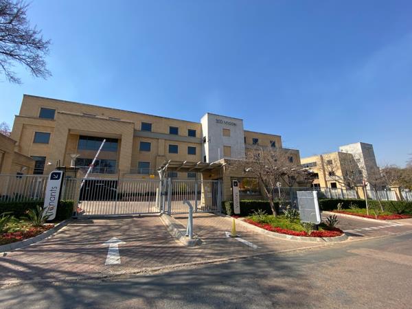 1 009 m² Office Space