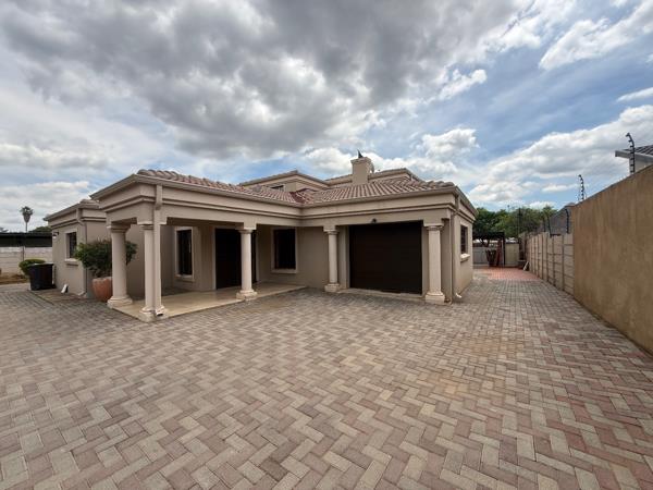5 Bedroom House