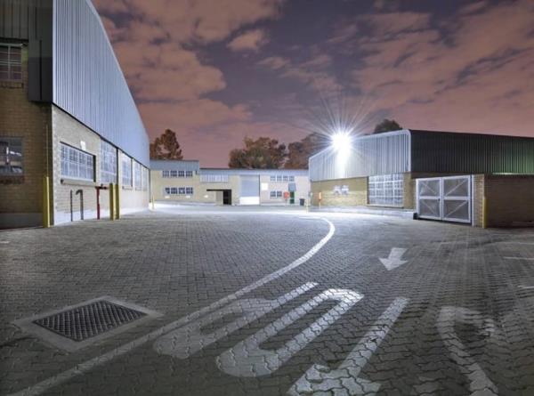 542 m² Industrial space