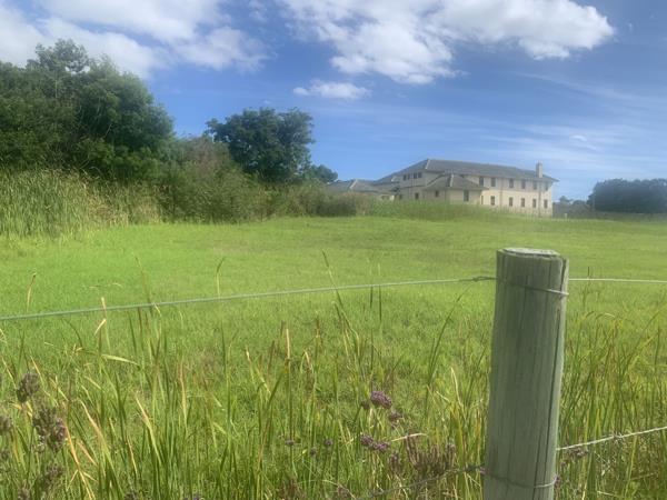 3 514 m² Land