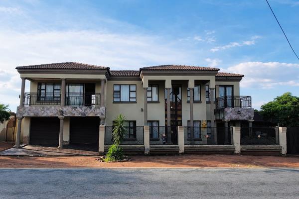 7 Bedroom House