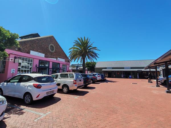 196 m² Commercial space