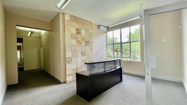 282 m² Commercial space