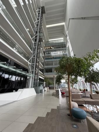 536 m² Commercial space