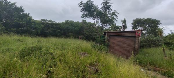 1 350 m² Land