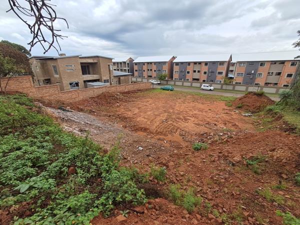 1 029 m² Land